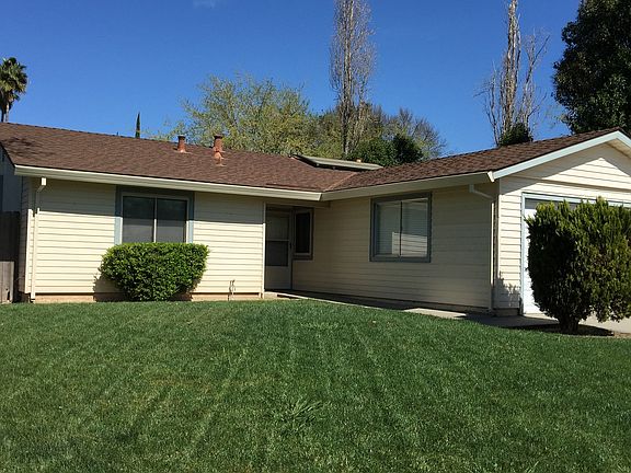 2nd image of 6877 Cherrywood Cir