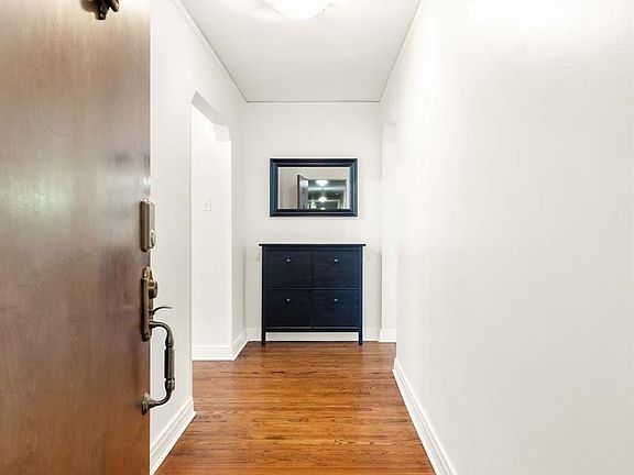 3rd image of 1029 N Pennsylvania Street #2E