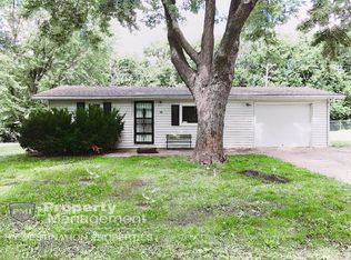 110 Frederick Ln, Raymore, MO 64083