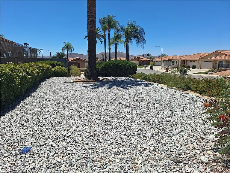 28230 Avenida Francesca — Photo 4