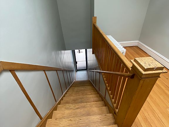 Front entrance landing/bike storage