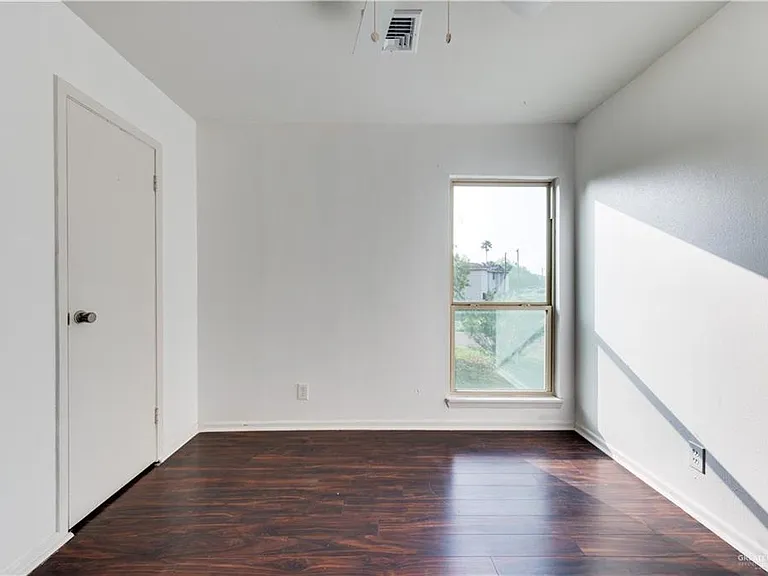 715 Continental Dr #3 — Photo 18