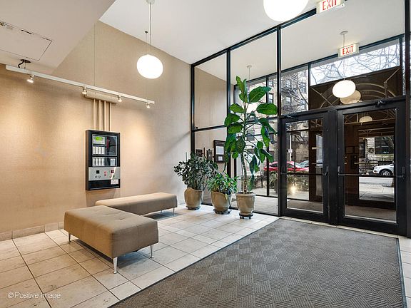 2nd image of 2740 N Pine Grove Ave APT 14F