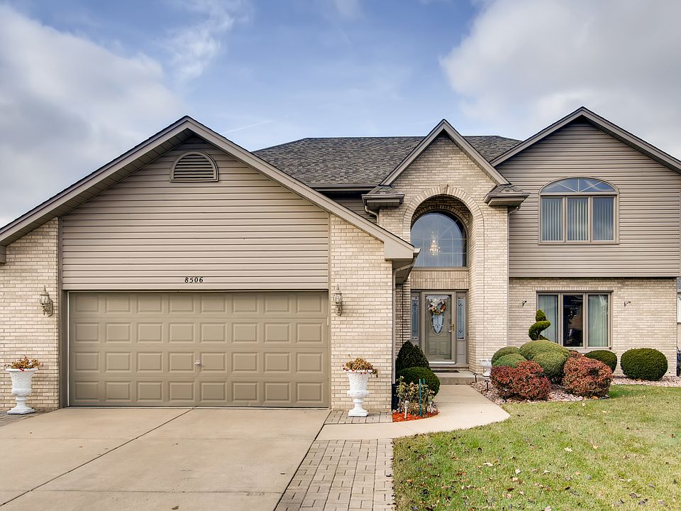 1st image of 8506 Nielsen Dr
