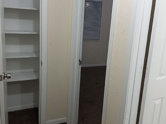 RTG 9804-02 Hallway 2022-12-15_12292022