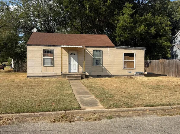 1622 W Cedar St, Durant, OK 74701