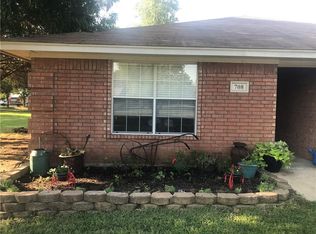 708 E 7th St, Springtown, TX 76082