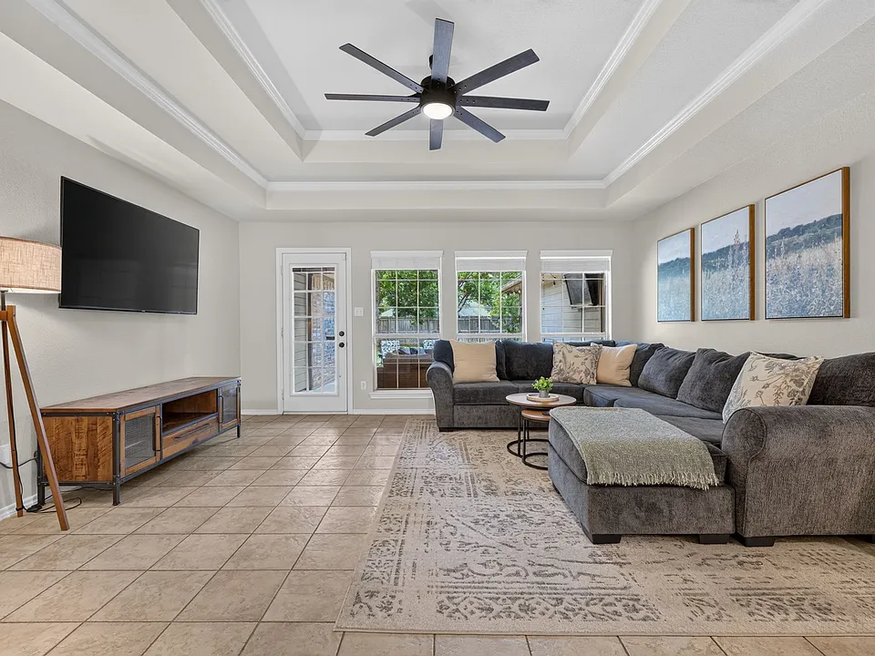 6117 Westover Dr