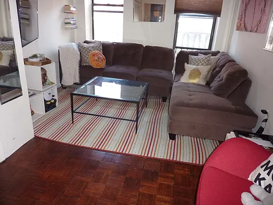 Rented by Geoffrey Stevens Realty | media 15