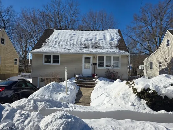 127 Glenwild Ave, Bloomingdale Boro, NJ 07403