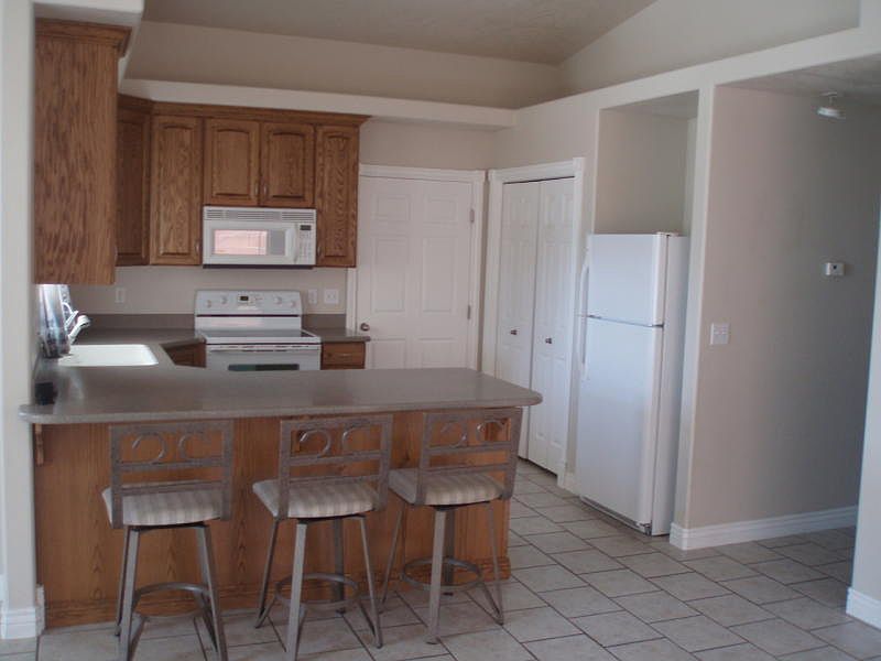 2nd image of 155 Grouse Dr