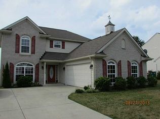 8271 Falkirk Dr, Avon, IN 46123