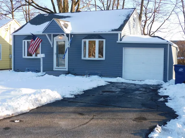 2517 Gray Ct, Waukegan, IL 60085