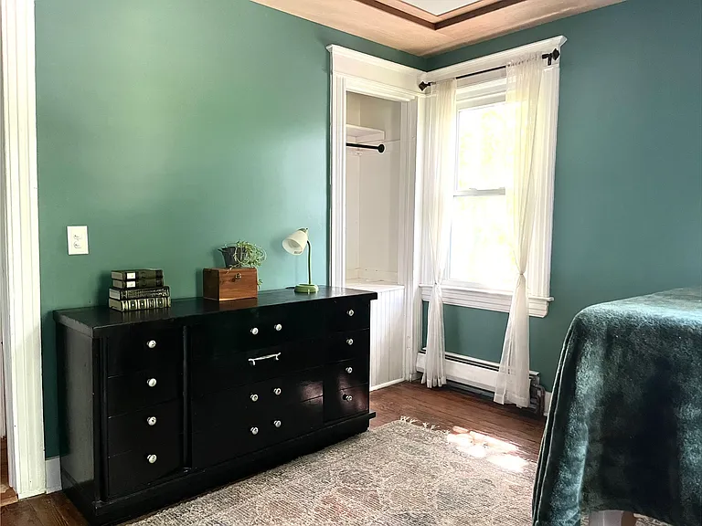 15 Grandview Ter — Photo 1