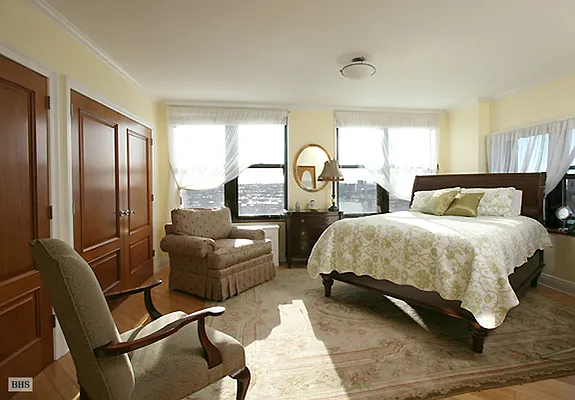 Sold by Brown Harris Stevens | media 28