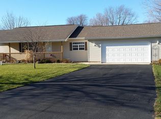 7417 Thomas Dr, Watervliet, MI 49098