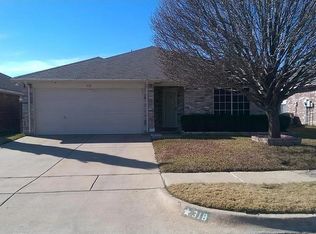 318 Dakota Dr, Arlington, TX 76002