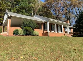 8783 Starlight Ln, Boones Mill, VA