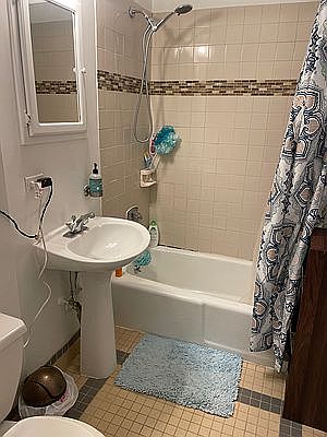 4th image of 116 E 92nd St APT 5D