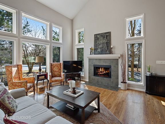 2nd image of 741 N Coolidge Ave