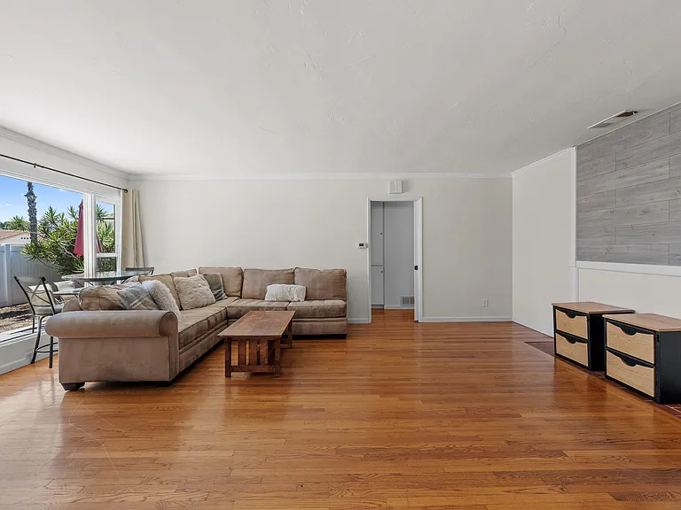 5658 Mary Lane Dr — Photo 10