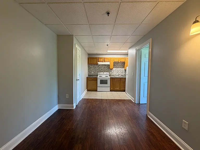 59 Plaza Ave #12 — Photo 10