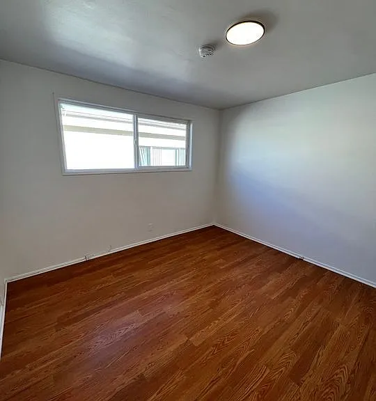 1130 S Clark Dr #5 — Photo 9