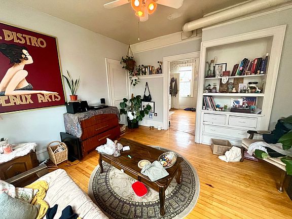 5th image of 2828 N Fratney St APT 3