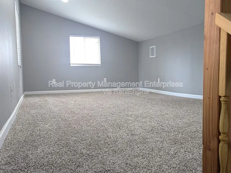 600 N Poplar Ln — Photo 22