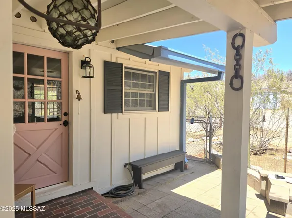 9600 S Tewa Trl, Vail, AZ 85641