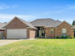 705 Azalea Pl, Yukon, OK 73099