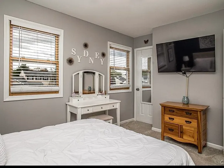 6133 Cordero Dr — Photo 2
