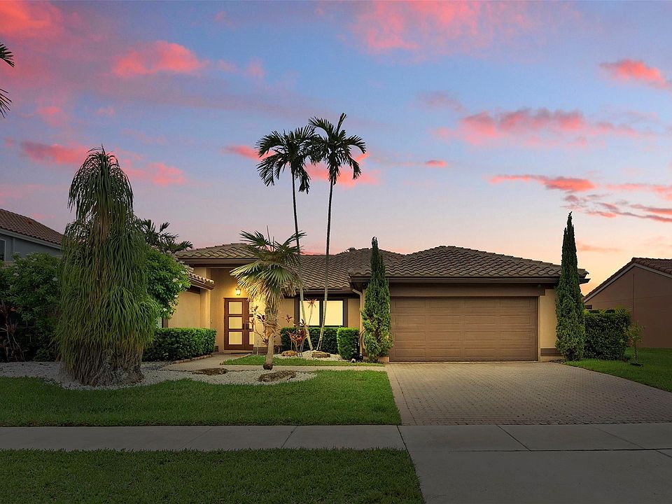 1st image of 1123 NW 195th Avenue