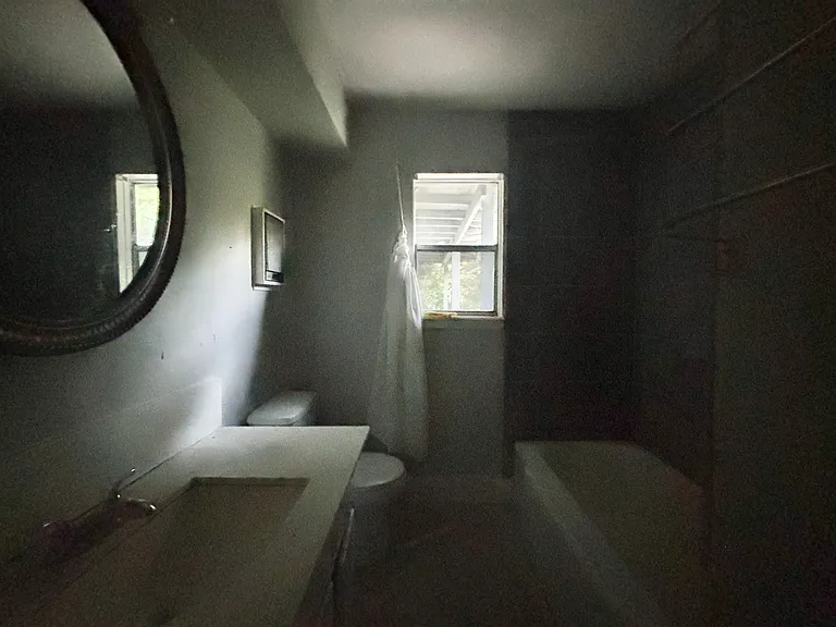 10214 Cheeves Dr — Photo 13