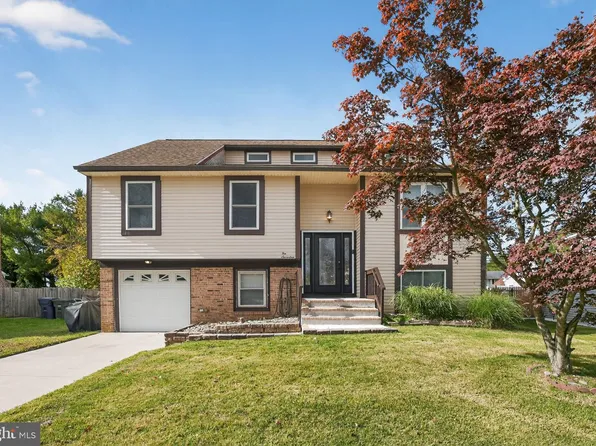 1017 Micawber Dr, Williamstown, NJ 08094