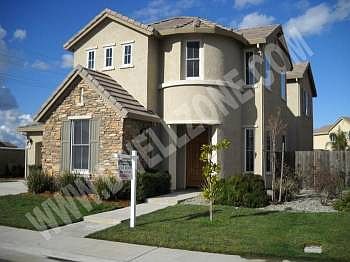 2nd image of 1662 Ainsworth Ln