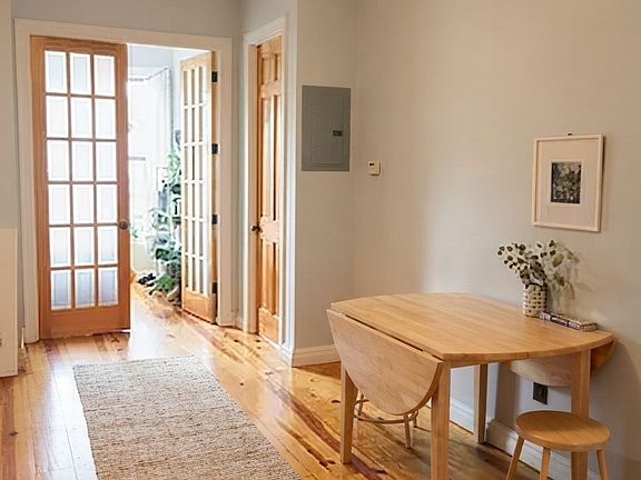 2nd image of 276 Van Buren St #3A