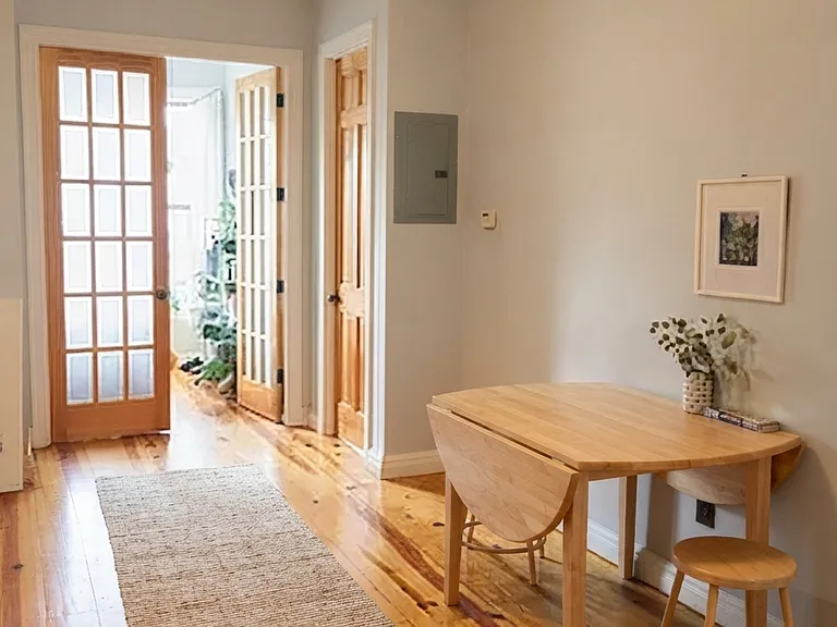 276 Van Buren St #3A — Photo 2