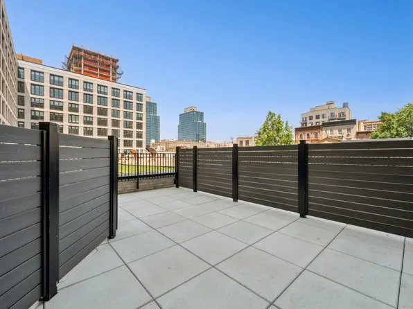 499 President Street image 2 of 30