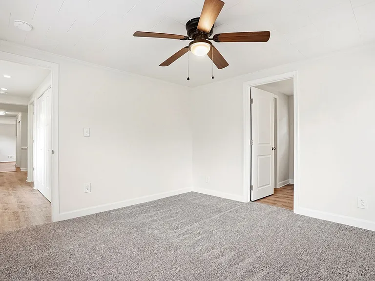 40 Knox St — Photo 15