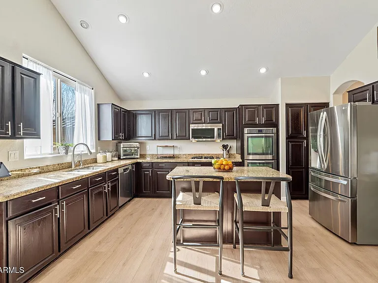 6943 W Tether Trl — Photo 15