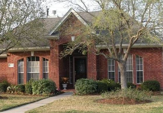 1st image of 7631 Rainbow Bend Dr