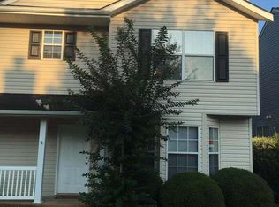 68 Hayfield Ln, Greer, SC 29650