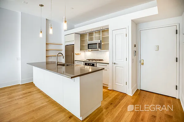 Sold by (Legacy) Elegran | media 1