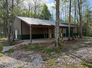 223 Crouch Branch Ln, Allardt, TN 38504