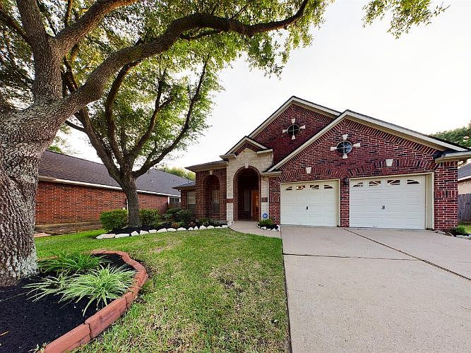 1st image of 7231 Glenbank Way