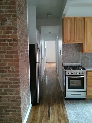 Rented by Elinor Taasa, LREB | media 80