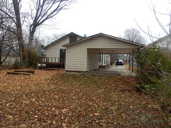 2nd image of 311 Connell Ave