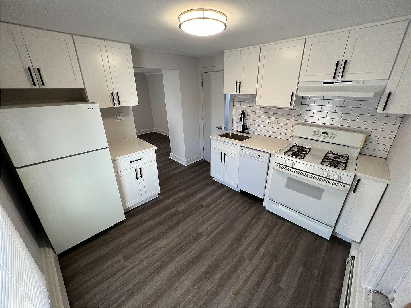45 Embury Ave — Photo 4