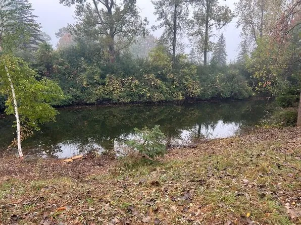 7125 Holiday Dr, Stanwood, MI 49346